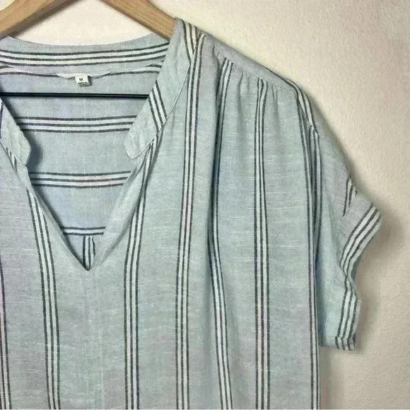 Splendid Women’s Striped V-Neck Collared Blouse Size Medium - Picture 3 of 12